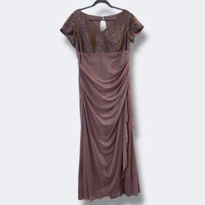 Oleg Cassini Quartz Short Sleeve Tummy Ruching Gown, mother of the bride Sz 16W